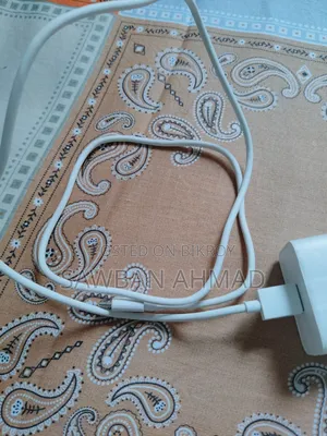 ৮০ ওয়াট চার্জার