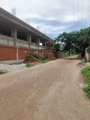 মধু সিটি ২, কেরানীগঞ্জে ৬-বেডরুমের বাড়ি বিক্রয়ের জন্য