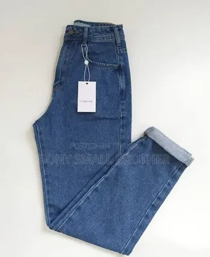 Export Quality Momfit Jeans Pant Only 400 Tk