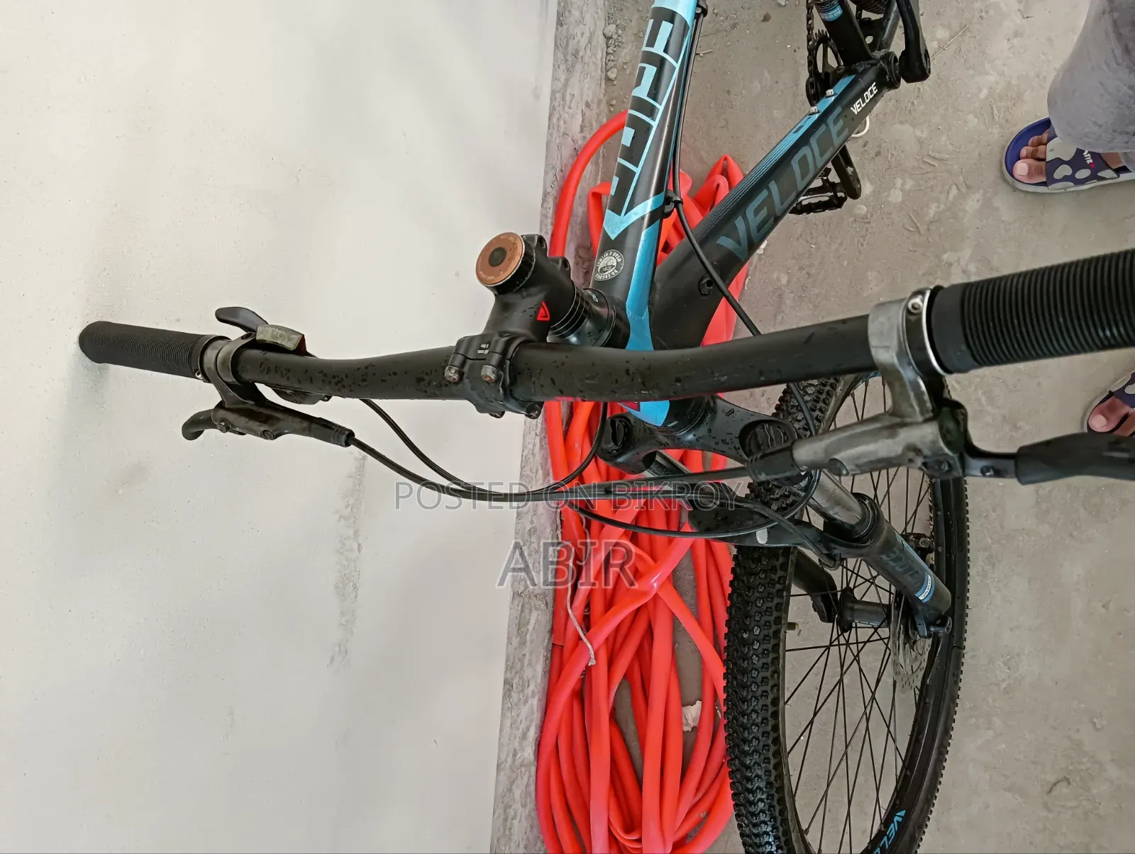 Veloce Legion 40 (Shimano Oil Brake)