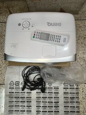 Brand New BenQ Ht 2050a Cinemaster Home Theater Projector