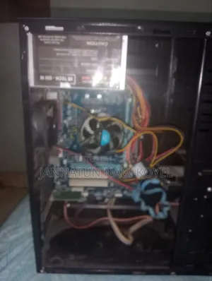 Desktop Computer Gigabyte 4GB Intel Core i5 HDD 500GB