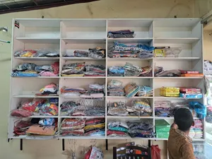 দোকানের মালামাল ও ডেকোরেশন বিক্রয়