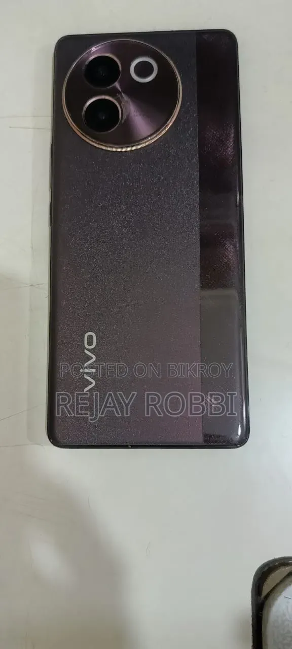 Vivo V30e 128 GB Purple