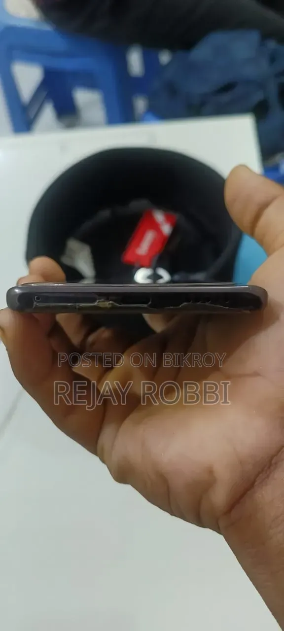 Vivo V30e 128 GB Purple