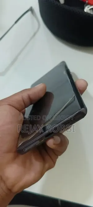 Vivo V30e 128 GB Purple