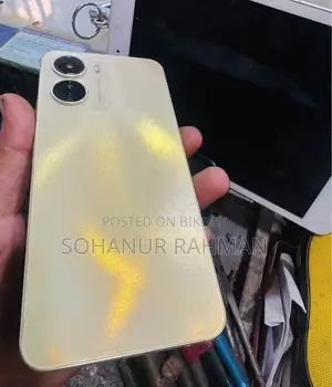 Vivo Y16 64 GB Gold