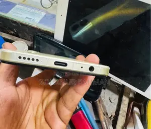 Vivo Y16 64 GB Gold