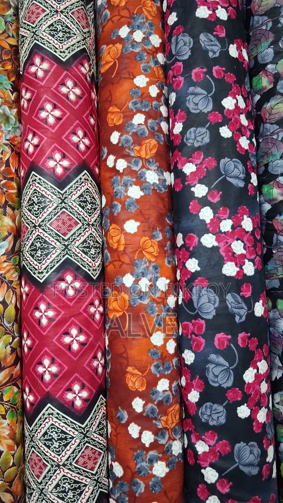 Printed 2 Yard Width Thaan Fabric
