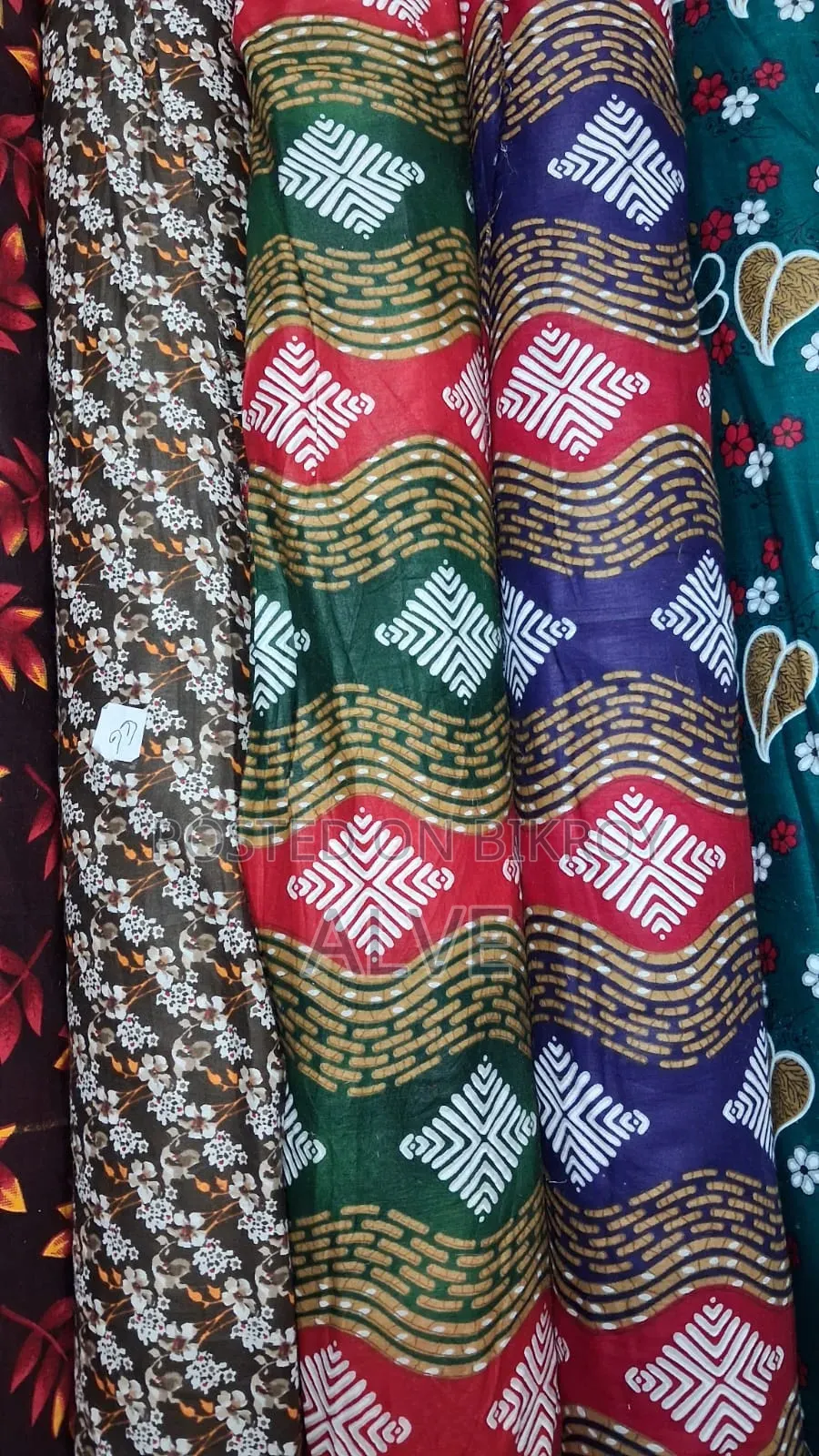 Printed 2 Yard Width Thaan Fabric