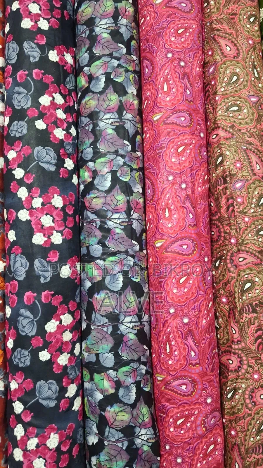 Printed 2 Yard Width Thaan Fabric