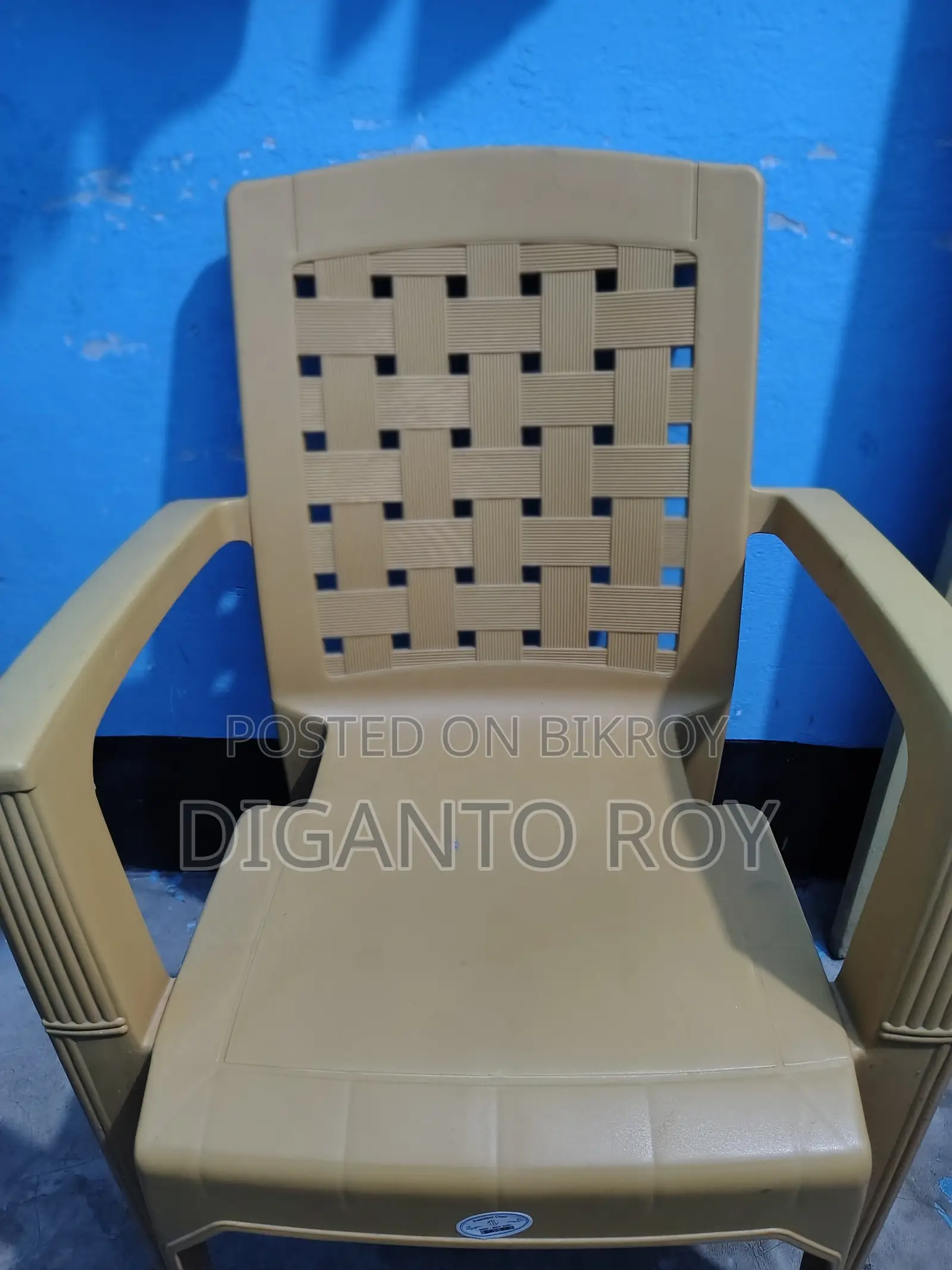 Premium Plastic Arm Chair