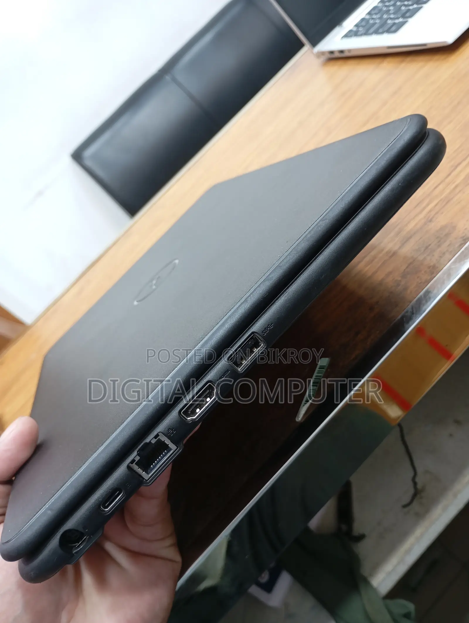 Laptop Dell Latitude 3310 8GB Intel Core I3 SSD 256GB