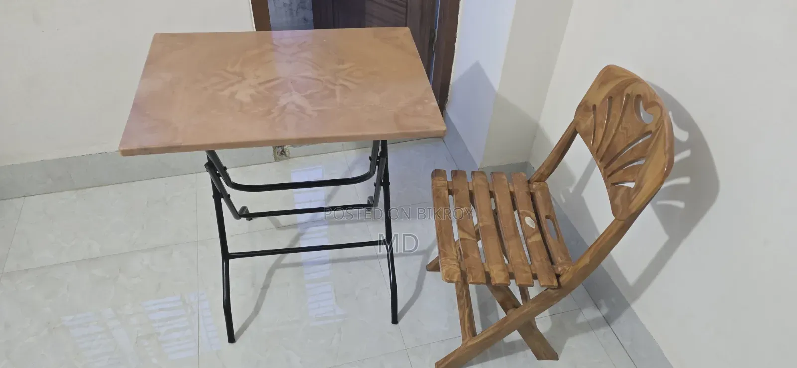Reading Table Chair