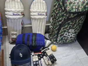 ক্রিকেট কিট রাইট হ্যান্ডেড