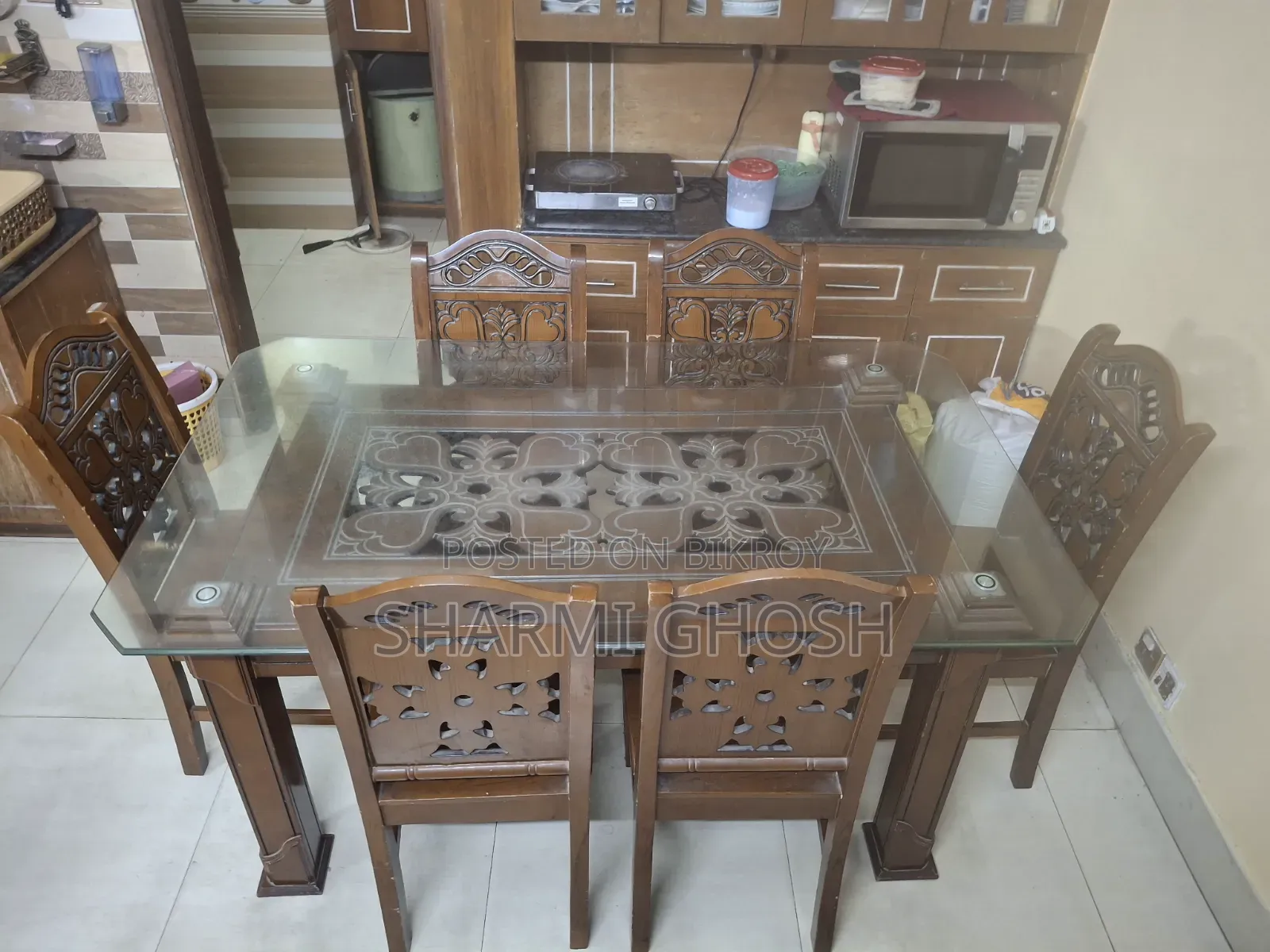 ফ্যামিলি সাইজ টেবিল