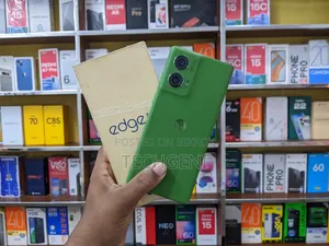 মোটর চলা এজ ৫০ ফিউশন ১২৮ জিবি সবুজ