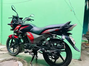 টিভিএস স্ট্রাইকার ১২৫ ২০১৮ ব্ল্যাক