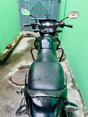 টিভিএস স্ট্রাইকার ১২৫ ২০১৮ ব্ল্যাক