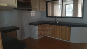 4-Bedroom Apartment in Gulshan for Rent