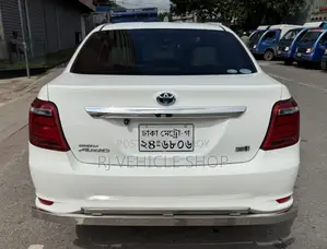 টয়োটা এক্সিও ১.৫ হাইব্রিড জি টুডব্লিউডি ২০২০ সাদা
