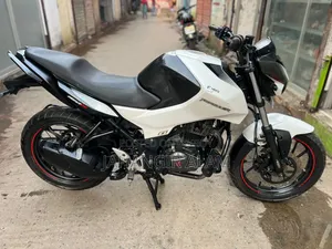 New Hodaka 100 Road Toad 1972 White