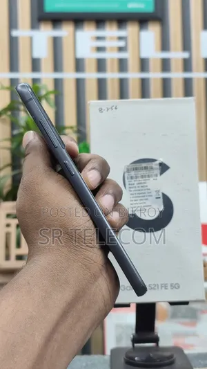 Samsung Galaxy S21 FE 5G 256 GB Black