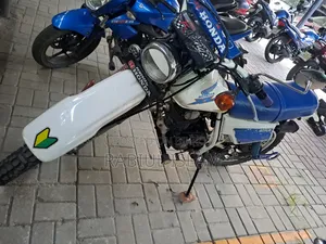 Honda XL 125 2000 White