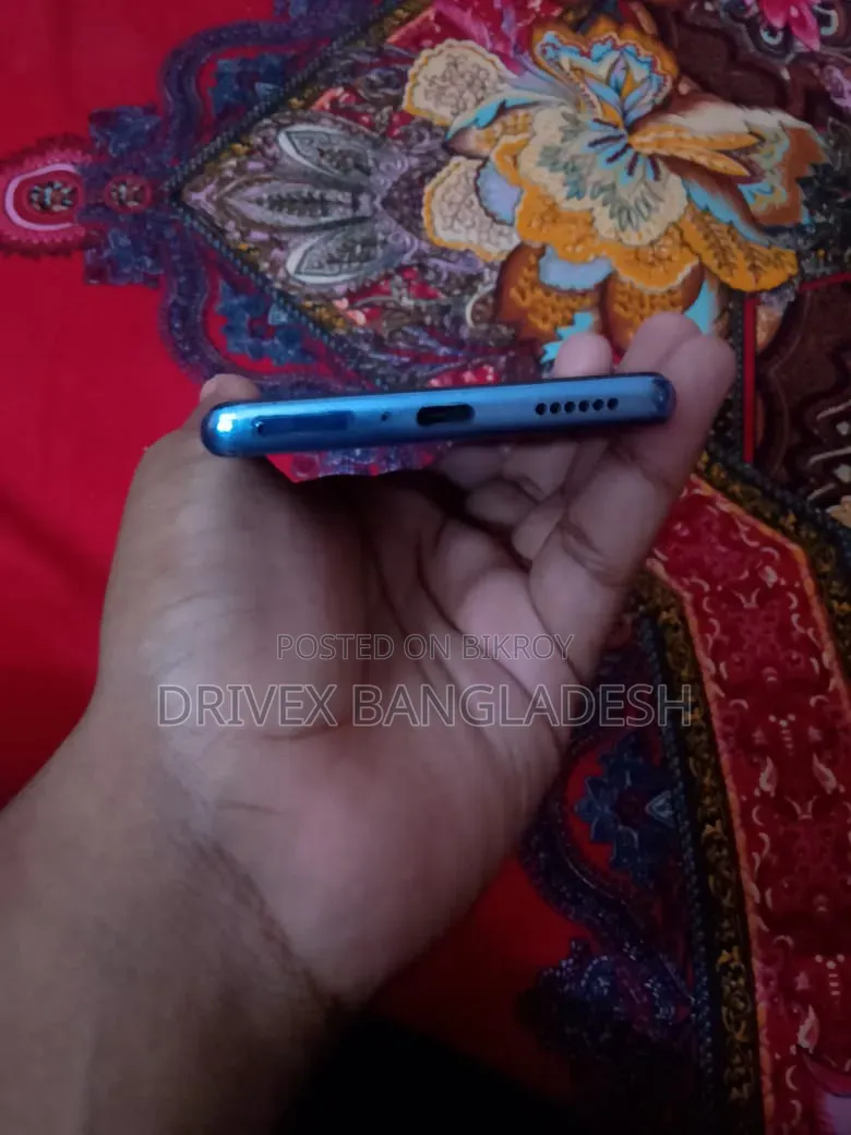 New Tecno Camon 30S 256 GB Blue