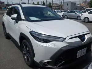Toyota Corolla Cross 2021 Pearl
