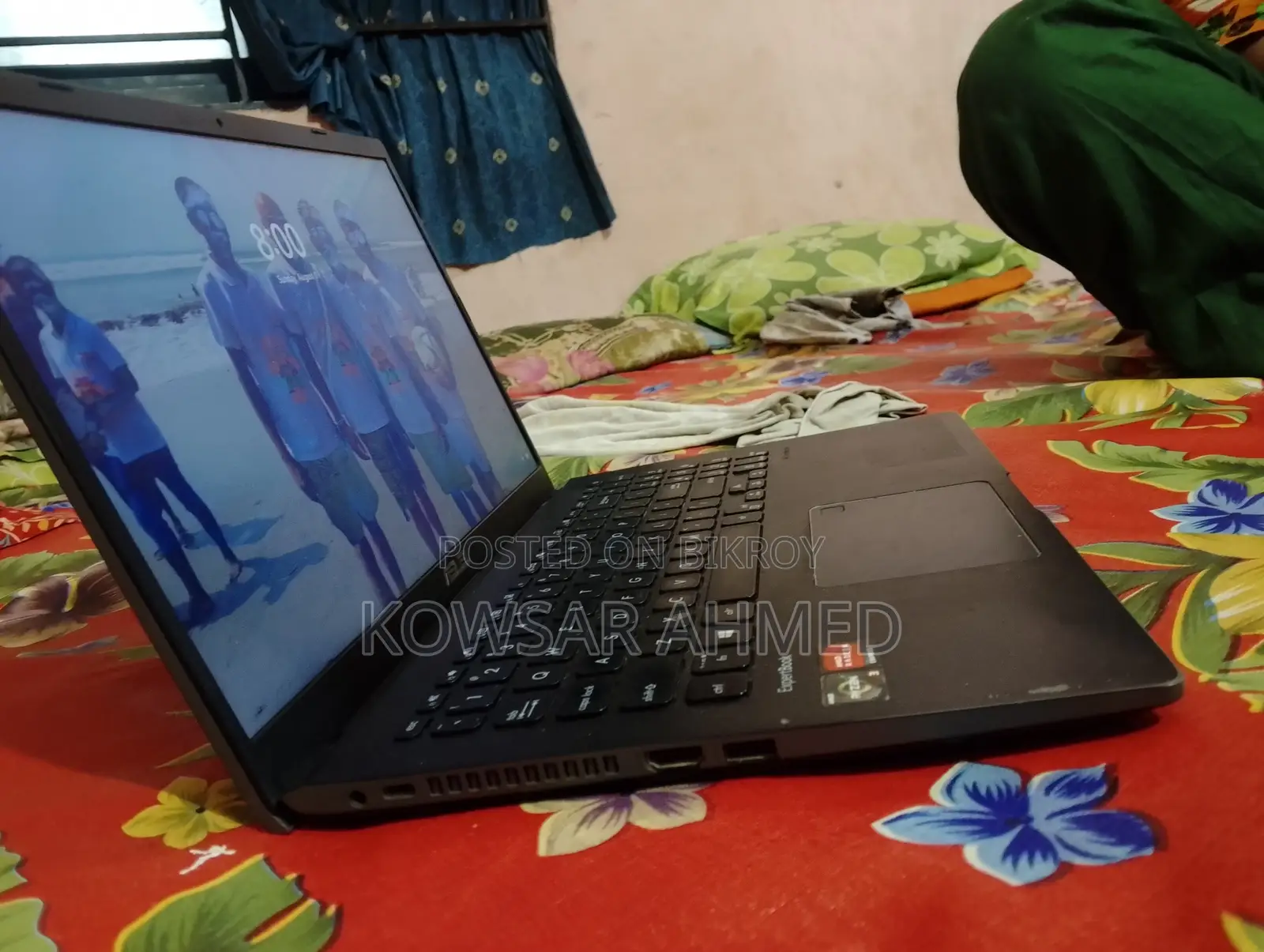 Laptop ASUS VivoBook X540SA 4GB AMD Ryzen 3 SSD 128GB