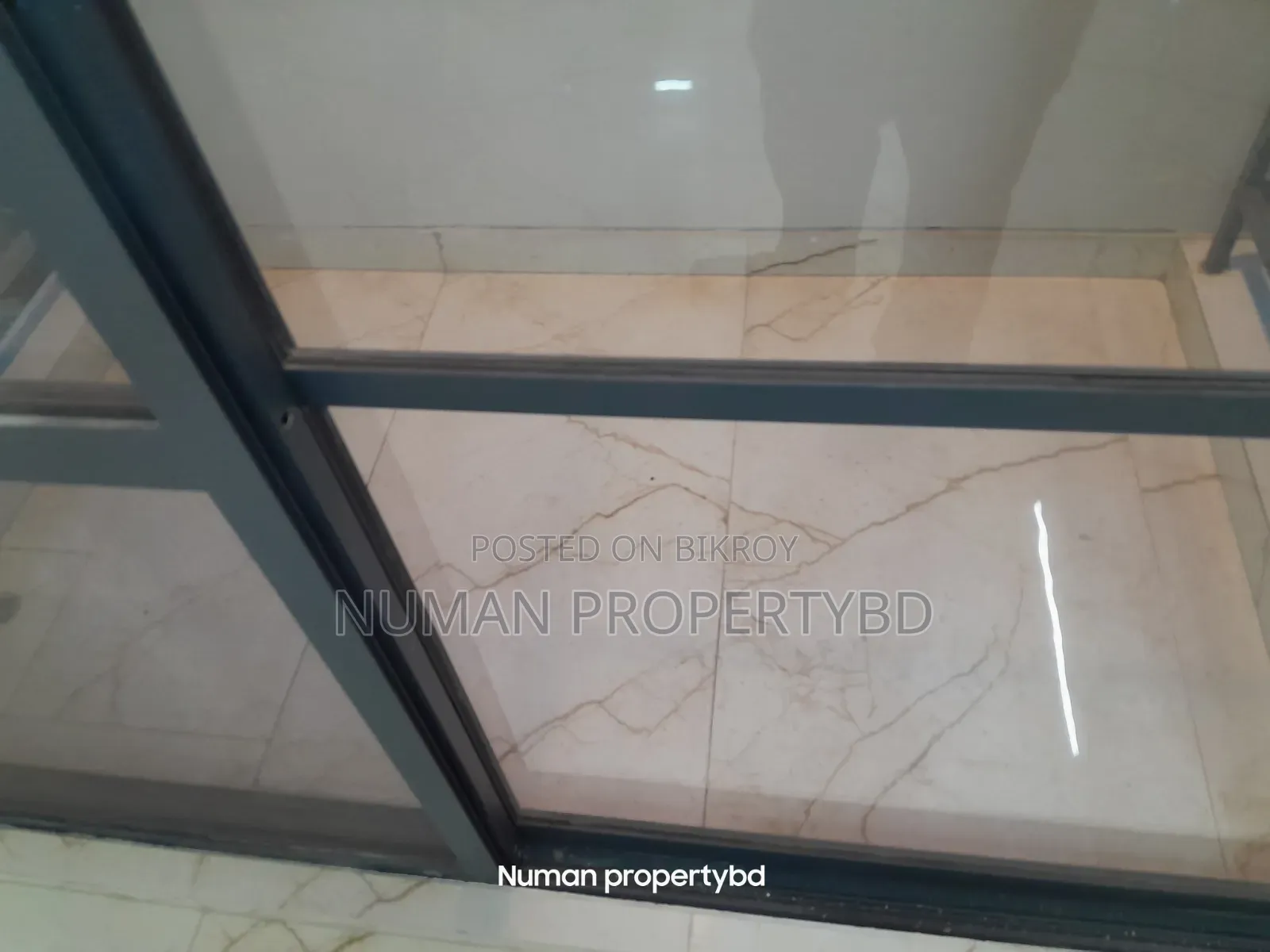 ৩ বেডরুমের অ্যাপার্টমেন্ট নুম্যান প্রপার্টি বিডি, বসুন্ধরা ভাড়ার জন্য