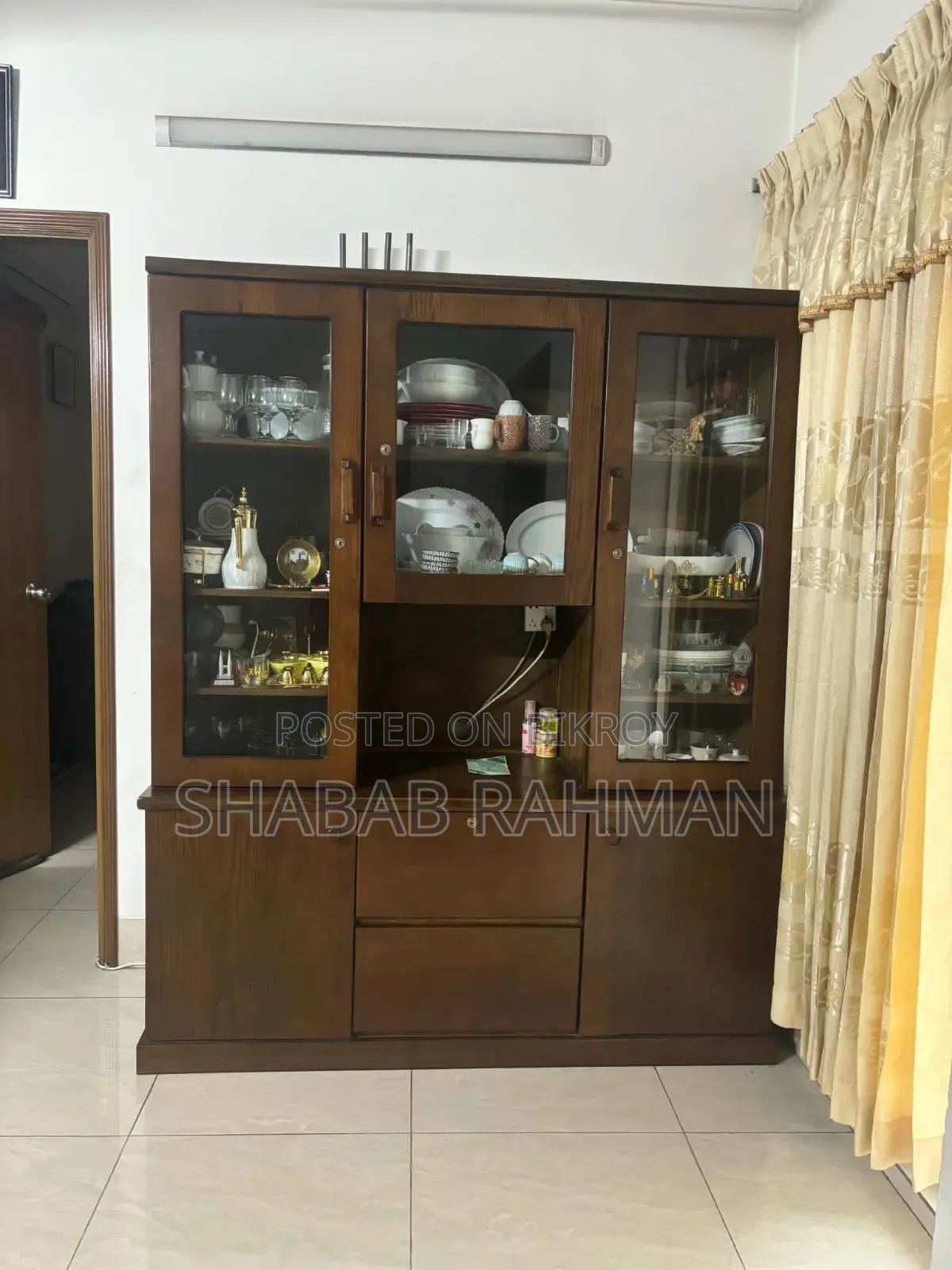 Wood Showcase