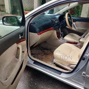 Toyota Premio 2004 Silver