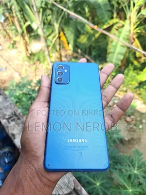 স্যামসাং গ্যালাক্সি এম৫২ ৫জি ১২৮ জিবি ব্লু