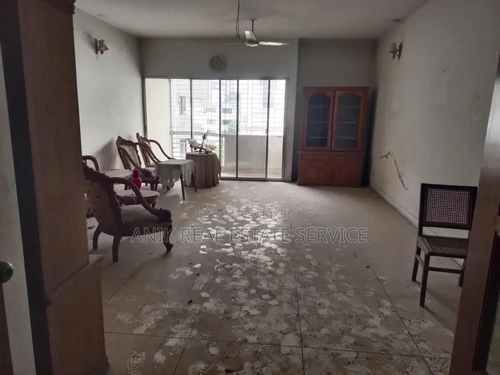 গুলশান অনিক রিয়েল এস্টেটে ৩ বেডরুমের অ্যাপার্টমেন্ট বিক্রয়ের জন্য