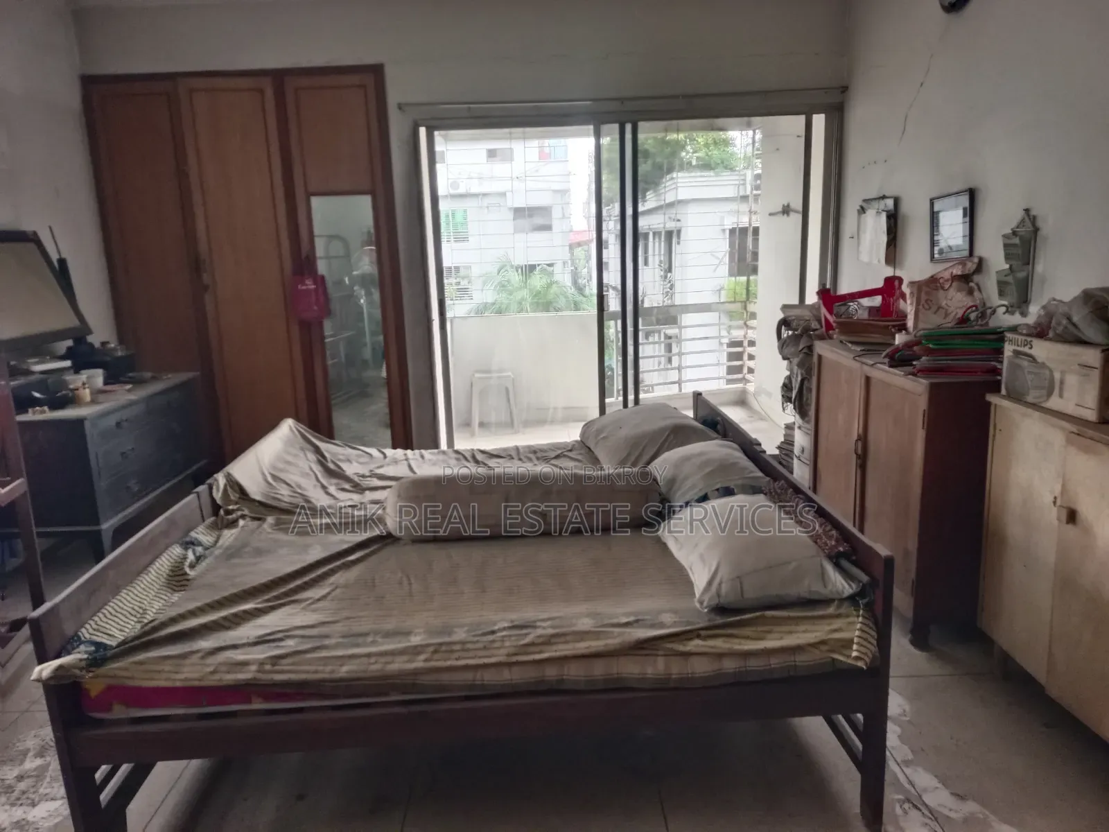 গুলশান অনিক রিয়েল এস্টেটে ৩ বেডরুমের অ্যাপার্টমেন্ট বিক্রয়ের জন্য