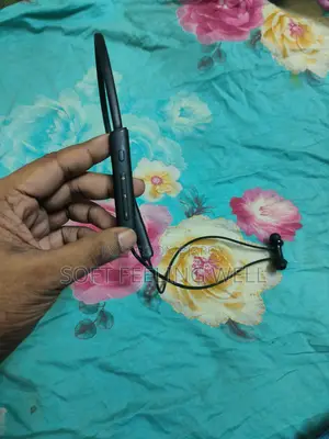 Nickbond Headphone