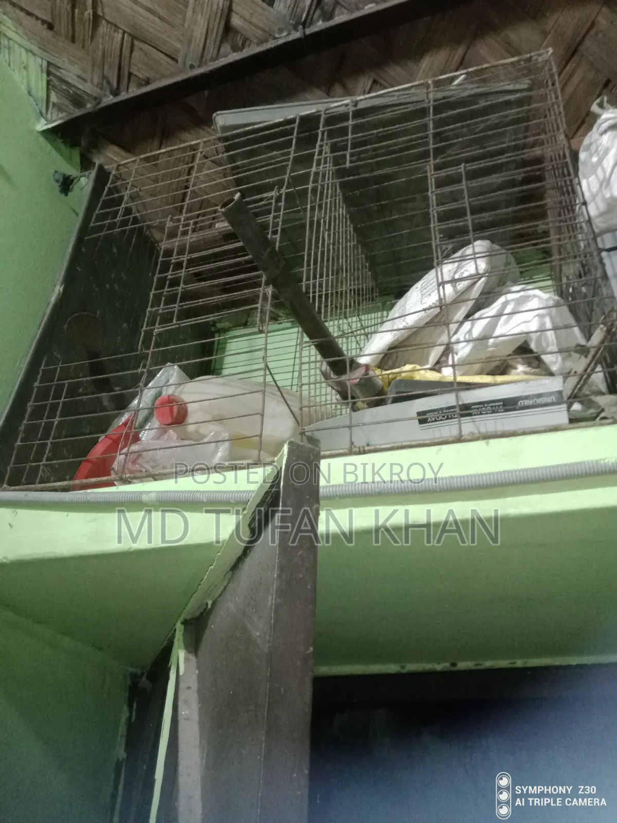 High-Quality Iron Pigeon Cage with Two Compartments