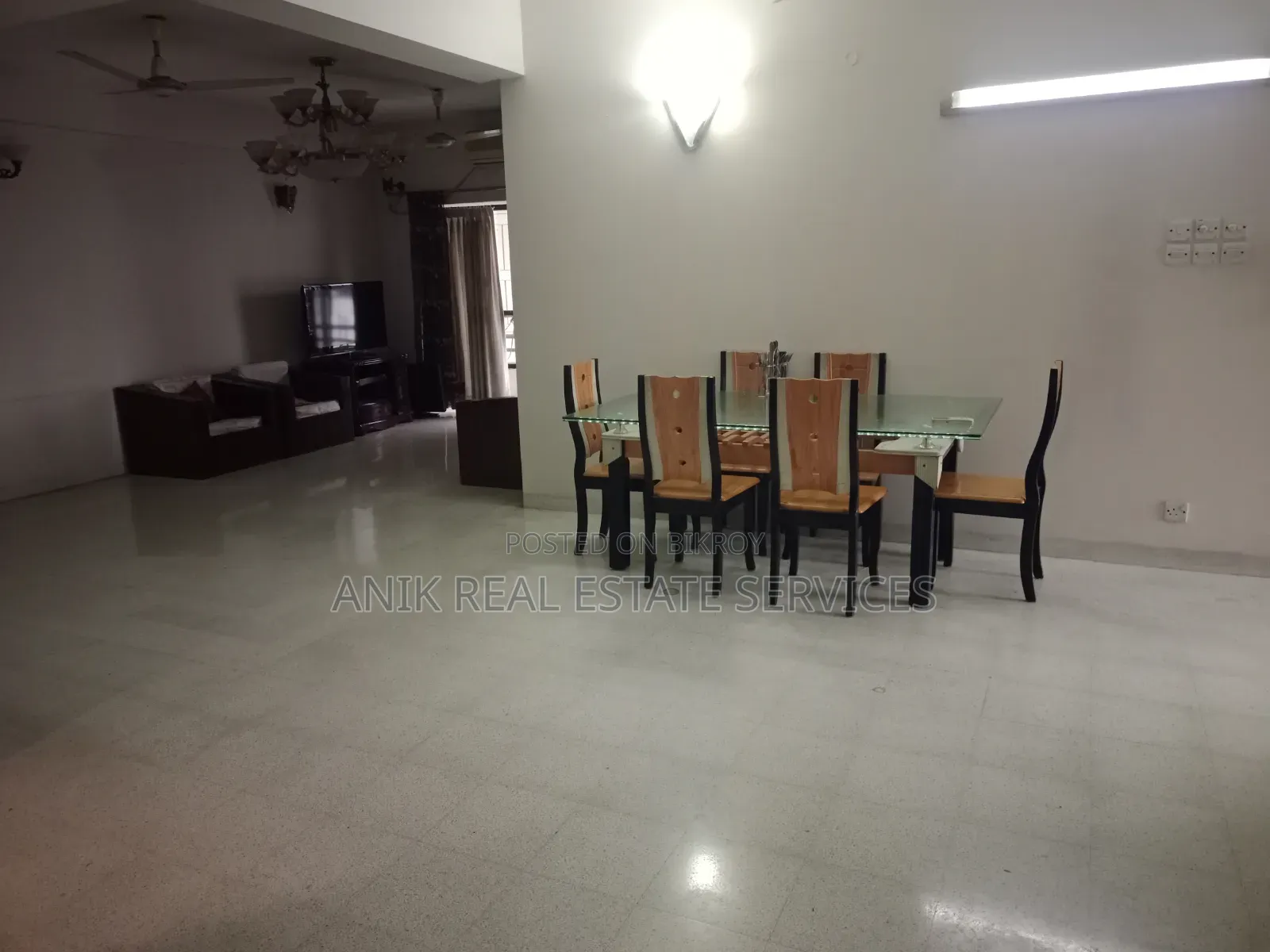 Furnished 3 Bedroom Apartment in Anik Real Estate, Gulshan for Rent