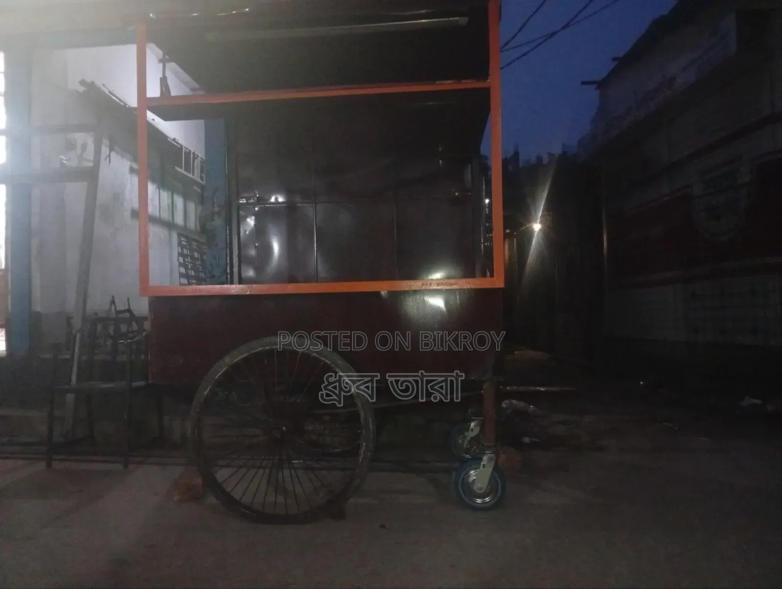 হালিমের গাড়ি