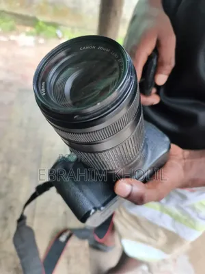 Canon 700D