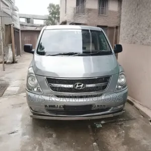 Hyundai H1 2012 Silver