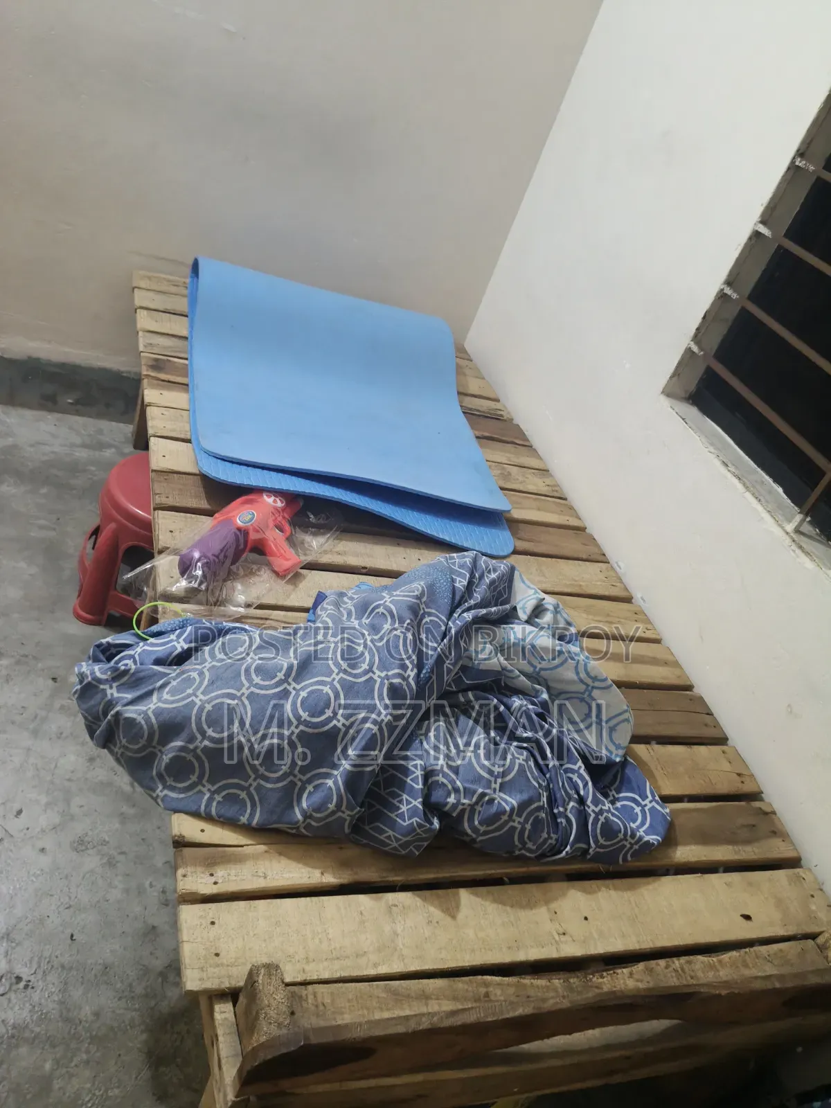 Bed- কাঠের চৌকি