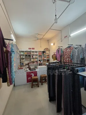 লেডিস শপের সম্পূর্ণ মালামাল ও ডেকোরেশন বিক্রয়