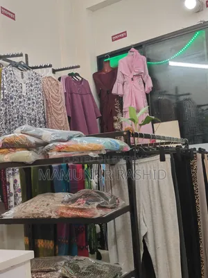 লেডিস শপের সম্পূর্ণ মালামাল ও ডেকোরেশন বিক্রয়