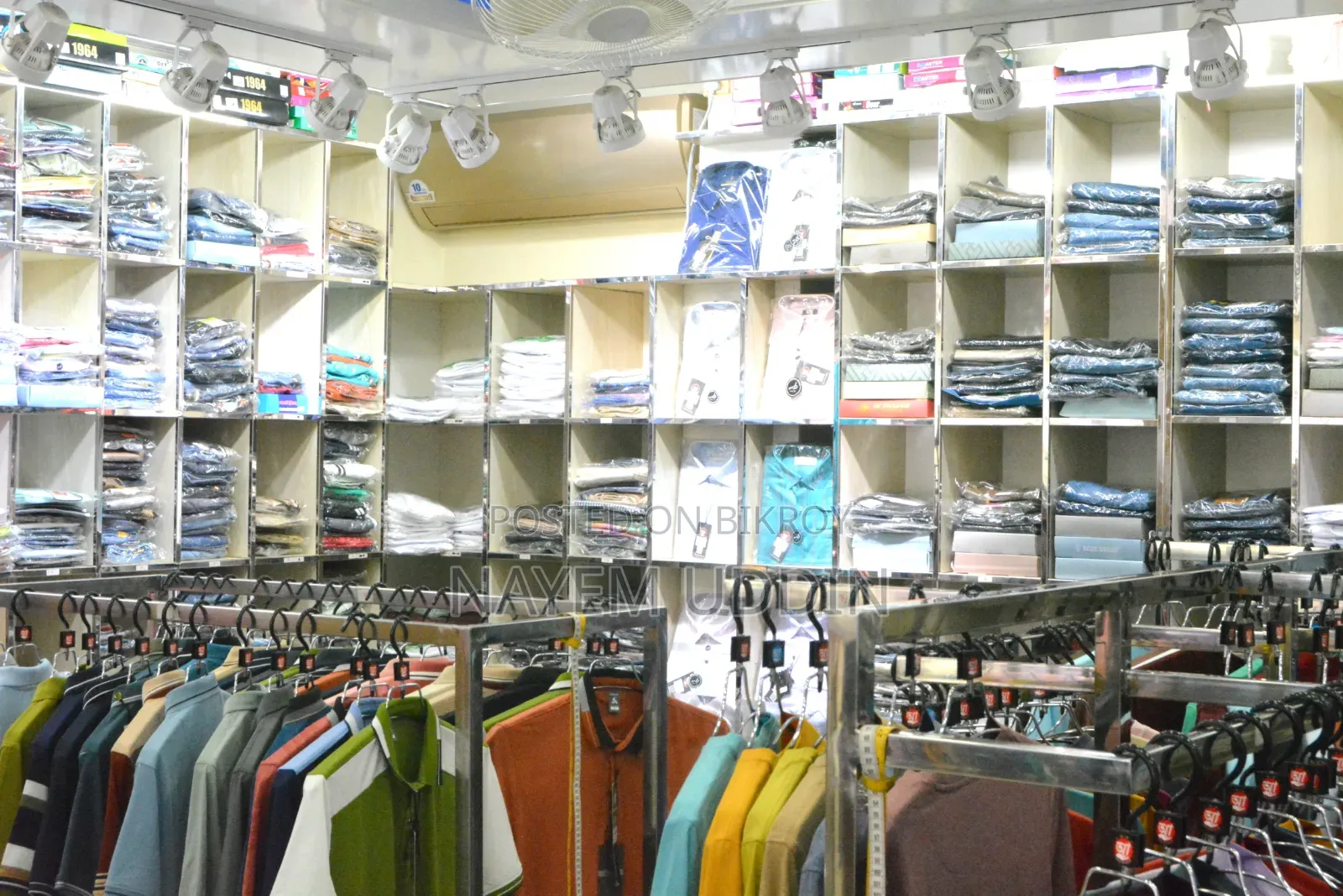 Showroom for Rent