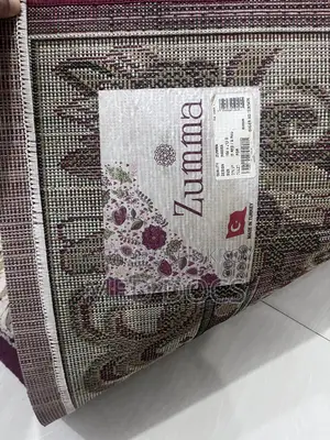 Turkish Carpet 5x7ft in Good Condition