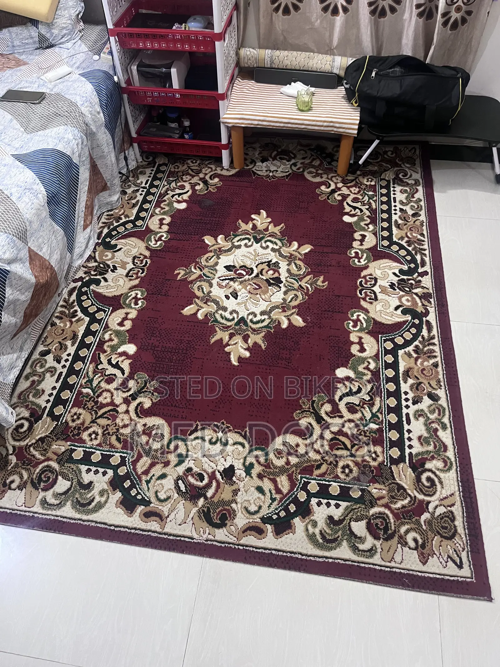 Turkish Carpet 5x7ft in Good Condition