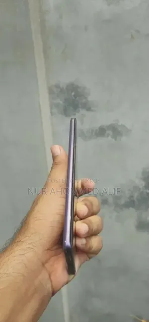 Vivo V40 128 GB Purple